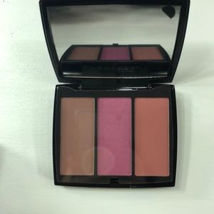 Anastasia Blush Trio